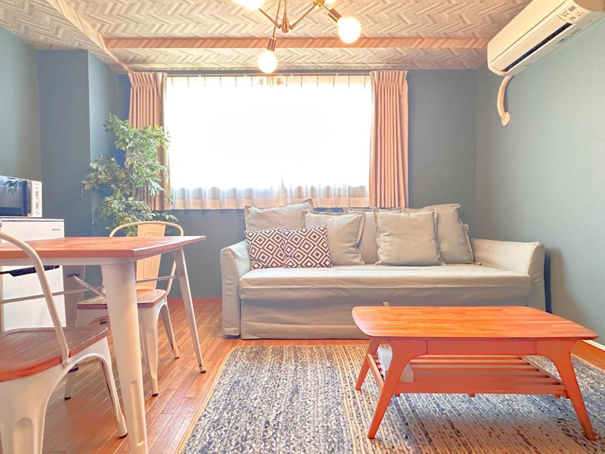 Nakayoshi Stay 301 Osaka Esterno foto